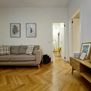 2* Апарт-отель Serendipity - Duomo